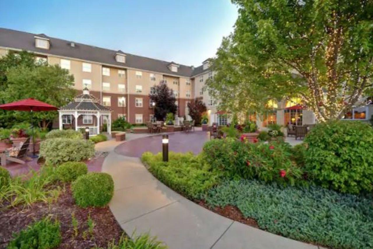 Homewood Suites By Hilton At The Waterfront Ουιτσιτά Εξωτερικό φωτογραφία