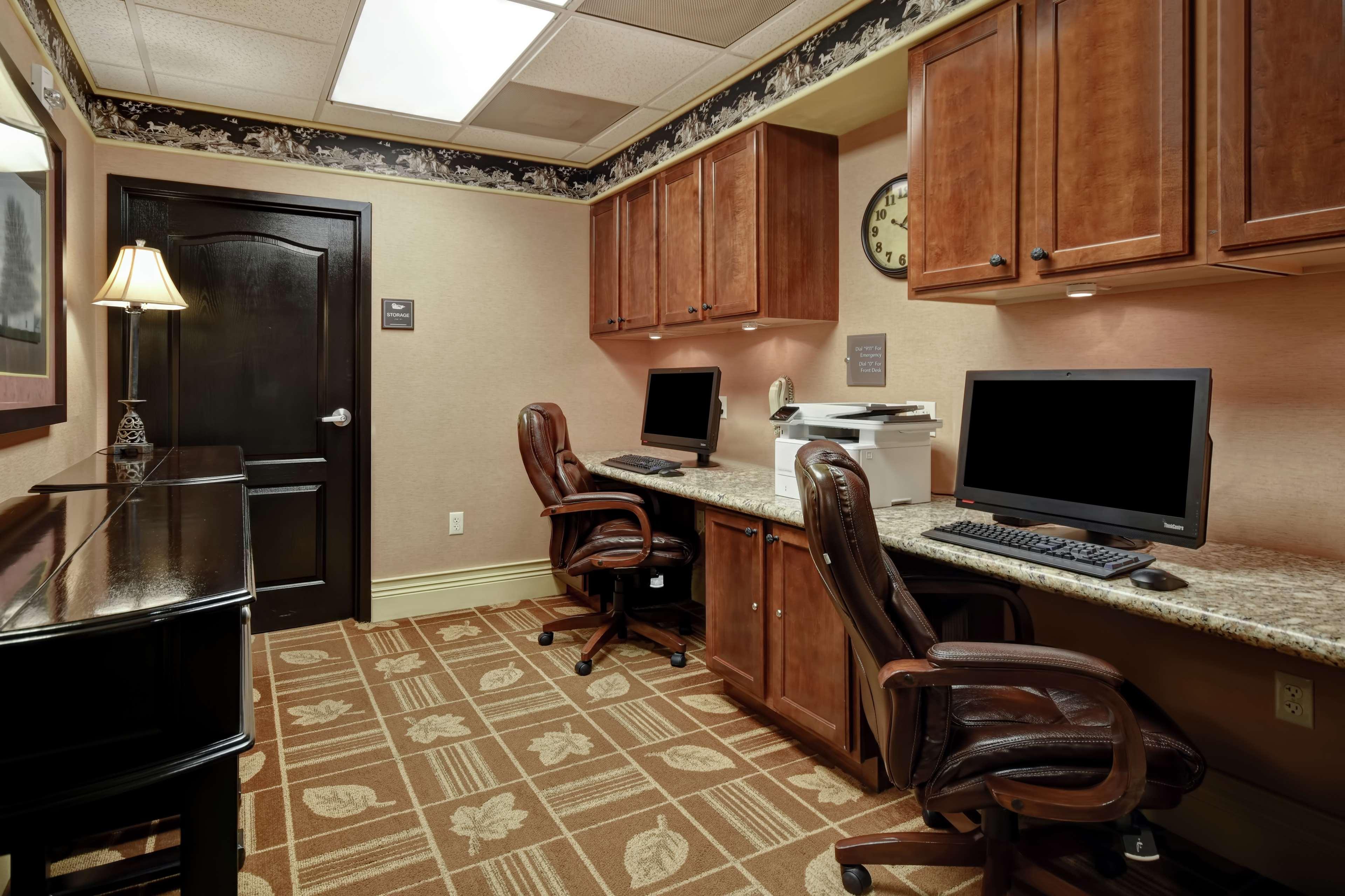 Homewood Suites By Hilton At The Waterfront Ουιτσιτά Εξωτερικό φωτογραφία