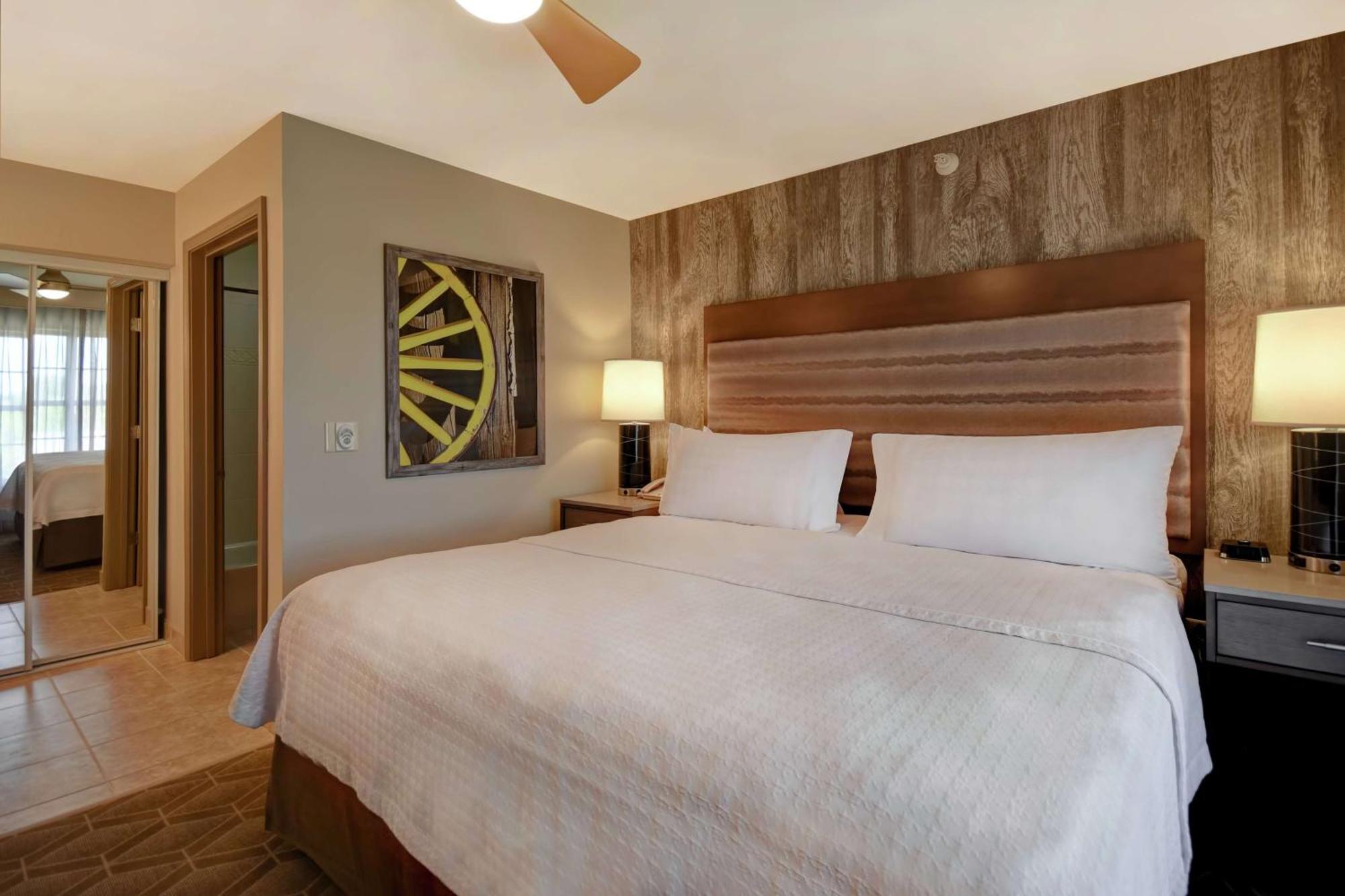 Homewood Suites By Hilton At The Waterfront Ουιτσιτά Εξωτερικό φωτογραφία