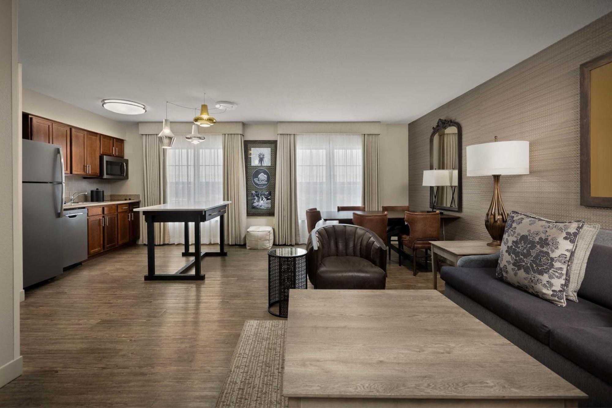 Homewood Suites By Hilton At The Waterfront Ουιτσιτά Εξωτερικό φωτογραφία