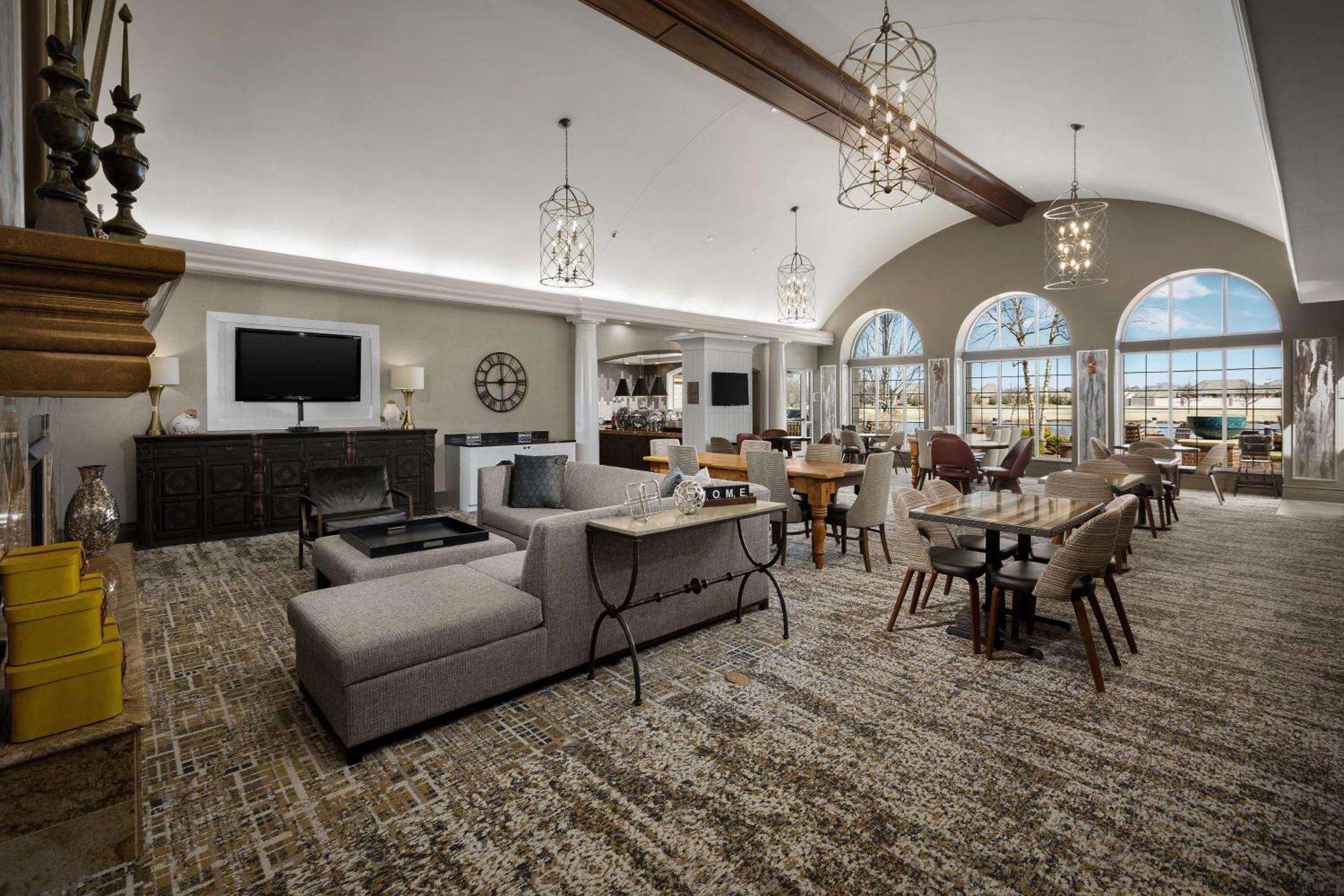 Homewood Suites By Hilton At The Waterfront Ουιτσιτά Εξωτερικό φωτογραφία