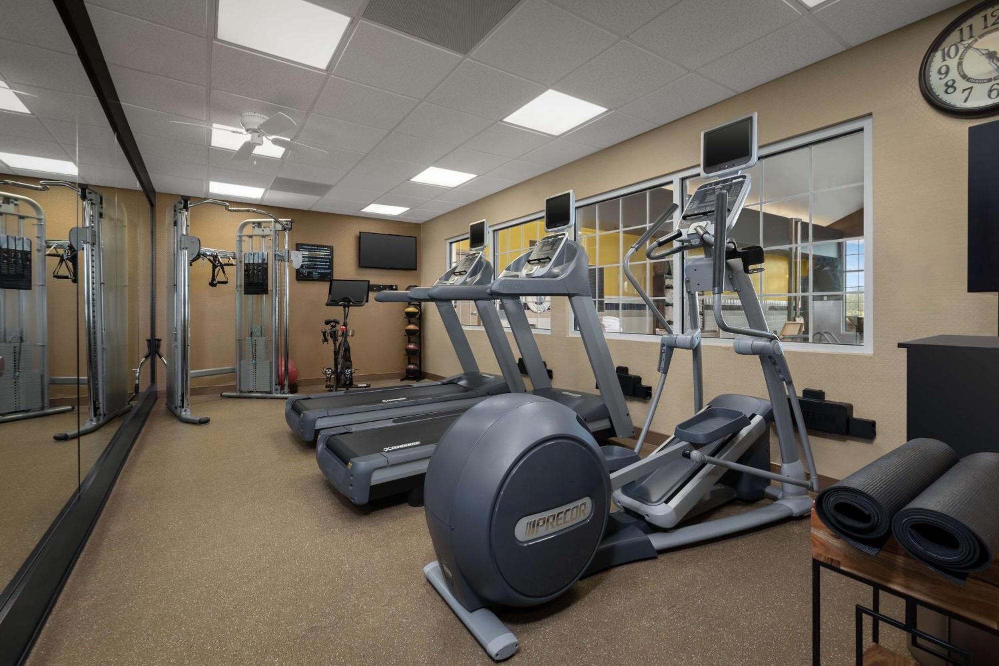 Homewood Suites By Hilton At The Waterfront Ουιτσιτά Εξωτερικό φωτογραφία